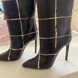 Balenciaga Black and White Grid KNEE Boots 36+C